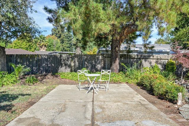 6618 Trudy Way, Sacramento, CA 95831