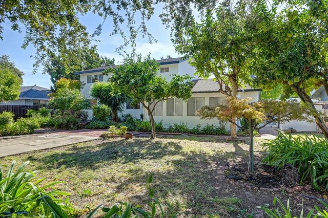6618 Trudy Way, Sacramento, CA 95831