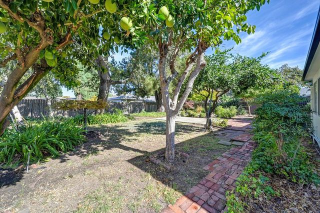 6618 Trudy Way, Sacramento, CA 95831