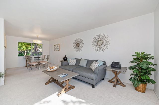 6618 Trudy Way, Sacramento, CA 95831