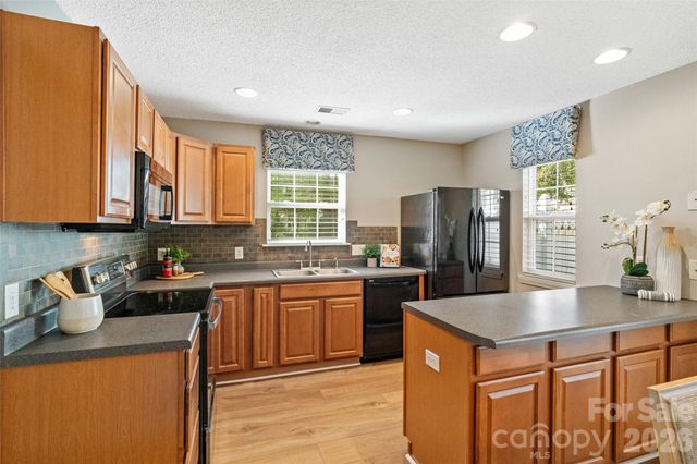 1539 Maypine Commons Way, Rock Hill, SC 29732