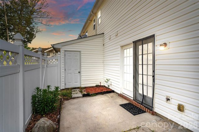 1539 Maypine Commons Way, Rock Hill, SC 29732