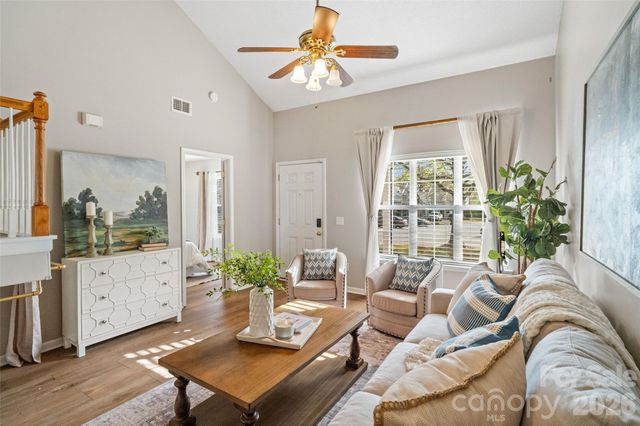 1539 Maypine Commons Way, Rock Hill, SC 29732