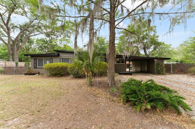 2214 NE 7TH TERRACE, Gainesville, FL 32609