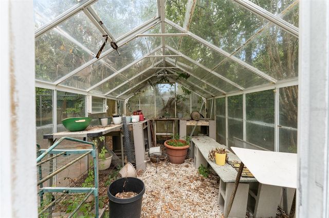 2214 NE 7TH TERRACE, Gainesville, FL 32609