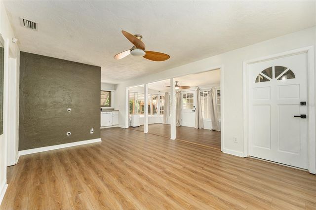 2214 NE 7TH TERRACE, Gainesville, FL 32609