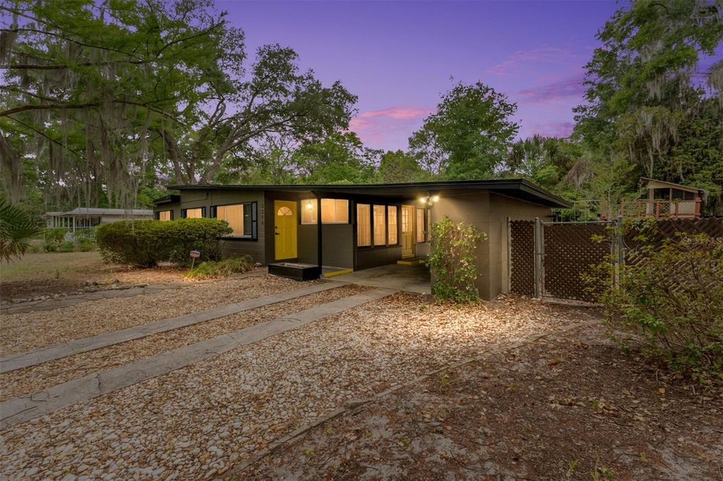 2214 NE 7TH TERRACE, Gainesville, FL 32609