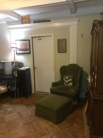 24 Montrose St, Newark City, NJ 07106