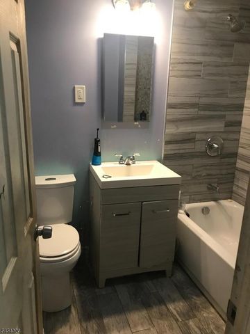 24 Montrose St, Newark City, NJ 07106