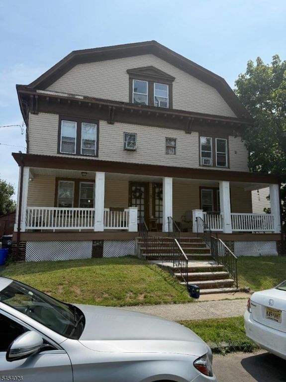 24 Montrose St, Newark City, NJ 07106 — photo 2