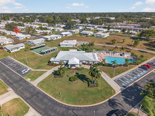 9238 140TH LANE, Seminole, FL 33776