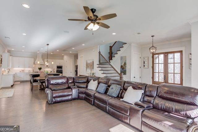 6444 Point Twenty Two, Gainesville, GA 30506