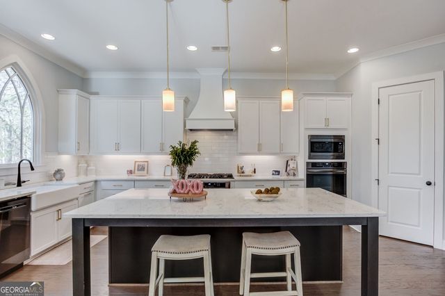 6444 Point Twenty Two, Gainesville, GA 30506