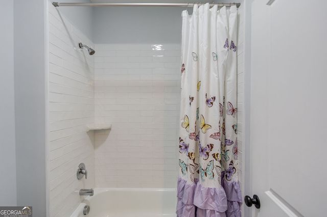 6444 Point Twenty Two, Gainesville, GA 30506