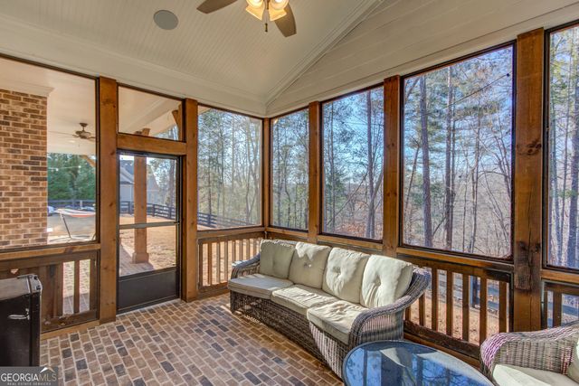 6444 Point Twenty Two, Gainesville, GA 30506