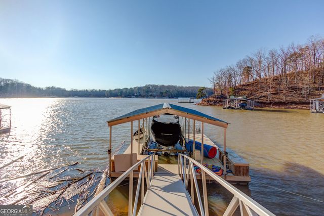 6444 Point Twenty Two, Gainesville, GA 30506