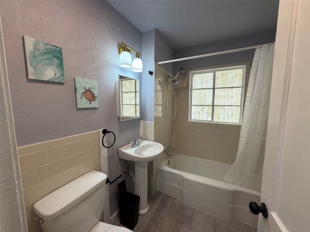 714 SW Dallas Street, Grand Prairie, TX 75051