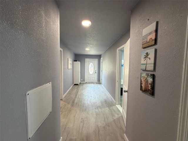 714 SW Dallas Street, Grand Prairie, TX 75051