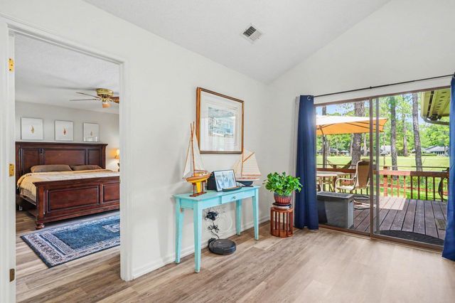 119 Birchwood Ln., Conway, SC 29526