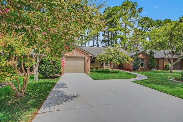 119 Birchwood Ln., Conway, SC 29526