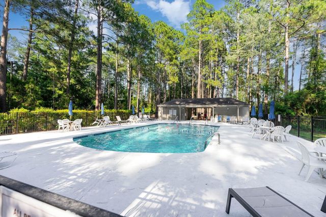 119 Birchwood Ln., Conway, SC 29526