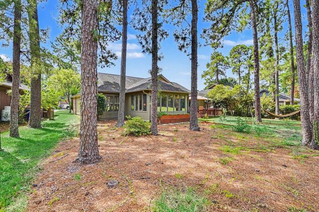 119 Birchwood Ln., Conway, SC 29526