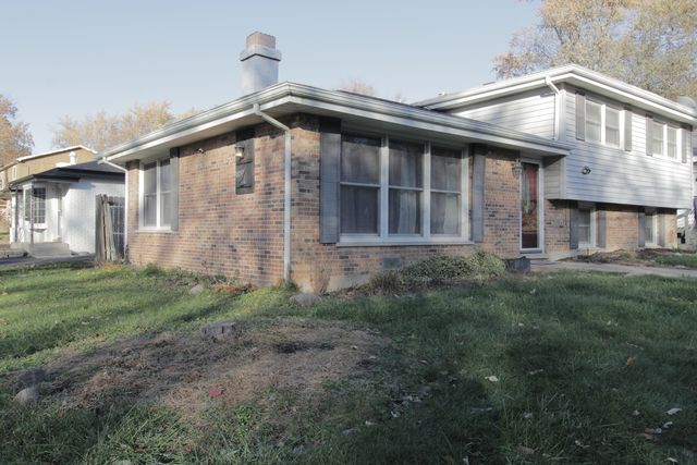 18157 Rockwell Avenue, Homewood, IL 60430