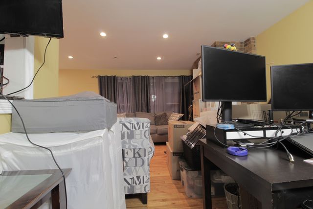 18157 Rockwell Avenue, Homewood, IL 60430