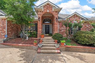 4215 Green Oak Drive, Waco, TX 76710
