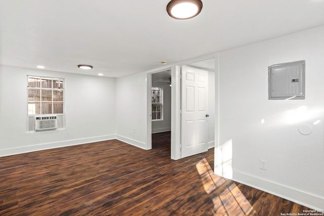 147 E Baylor, San Antonio, TX 78204