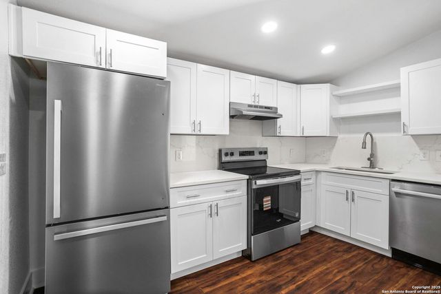 147 E Baylor, San Antonio, TX 78204