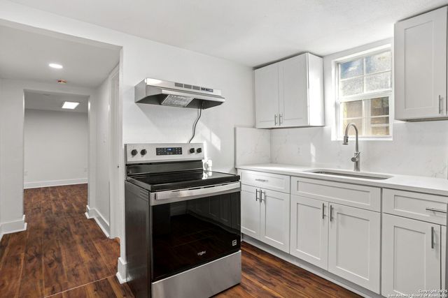 147 E Baylor, San Antonio, TX 78204