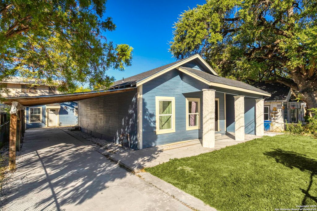 147 E Baylor, San Antonio, TX 78204