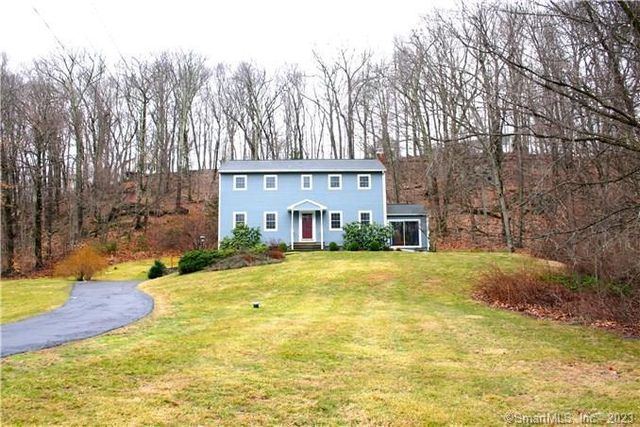 16 Dawn Lane, Ridgefield, CT 06877