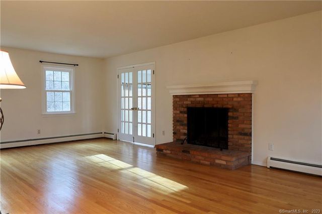 16 Dawn Lane, Ridgefield, CT 06877