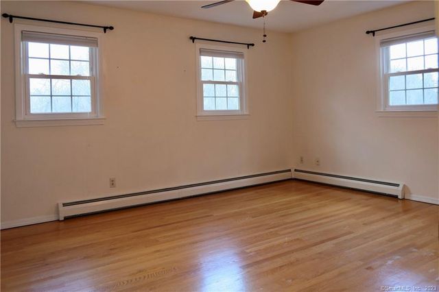 16 Dawn Lane, Ridgefield, CT 06877