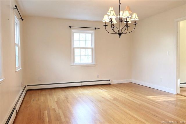 16 Dawn Lane, Ridgefield, CT 06877