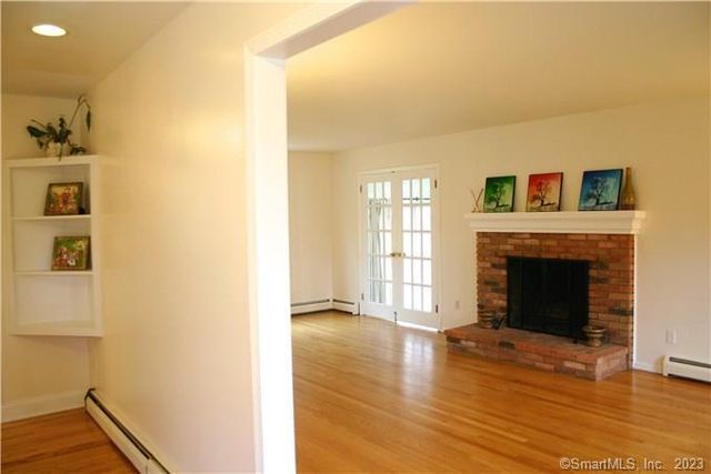 16 Dawn Lane, Ridgefield, CT 06877