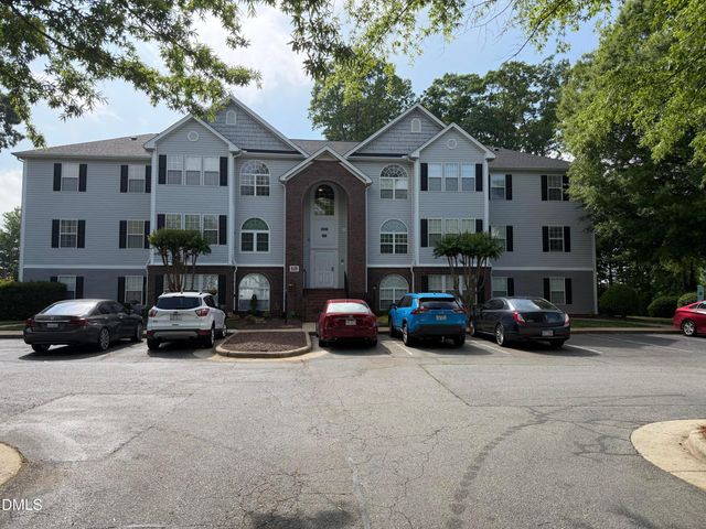 3696 Cotswold Avenue 3c, Greensboro, NC 27410
