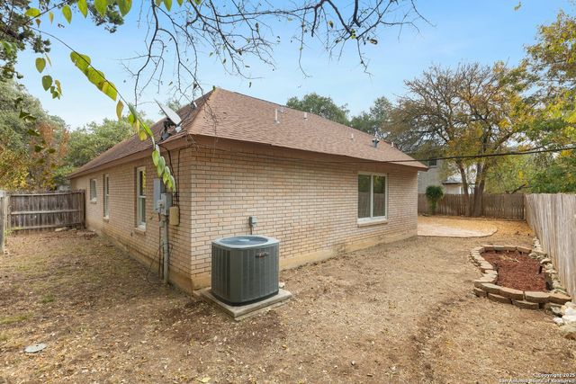 14128 Emerald Hill, San Antonio, TX 78231