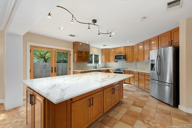 14128 Emerald Hill, San Antonio, TX 78231