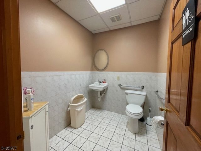 332 Lafayette St, Newark City, NJ 07105