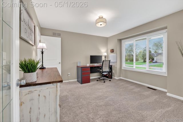 6153 Rosewood Parkway, White Lake Charter Township, MI 48383