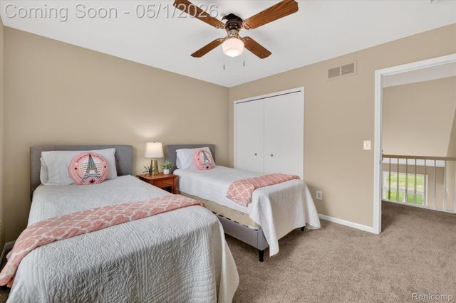 6153 Rosewood Parkway, White Lake Charter Township, MI 48383