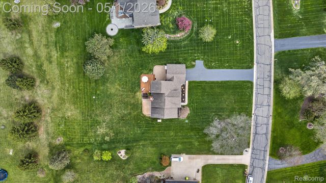 6153 Rosewood Parkway, White Lake Charter Township, MI 48383