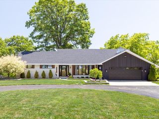 4405 North River Road, Fort Gratiot Charter Township, MI 48059