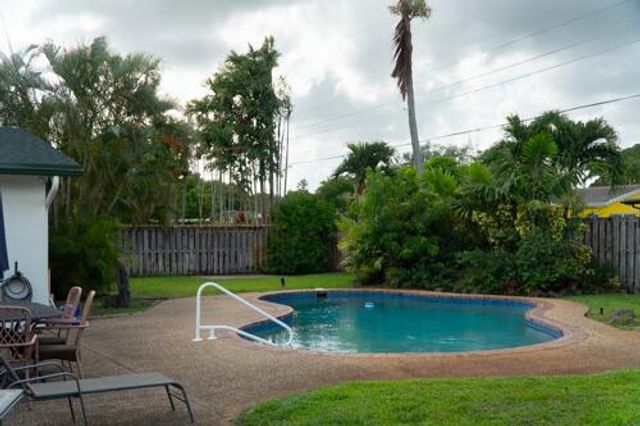 5541 SW 7th Street, Plantation, FL 33317