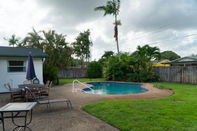5541 SW 7th Street, Plantation, FL 33317