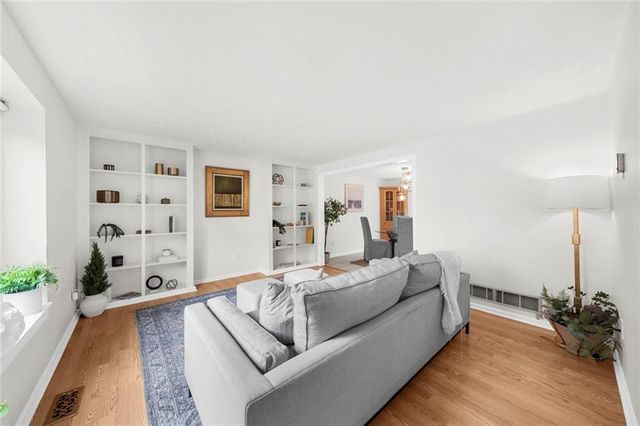 600 Sheringham Court, Roswell, GA 30076