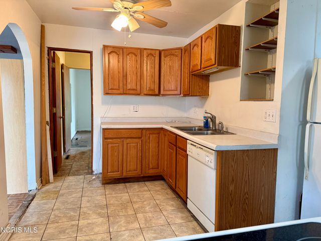 101 Abbotswood Drive, Toledo, OH 43615